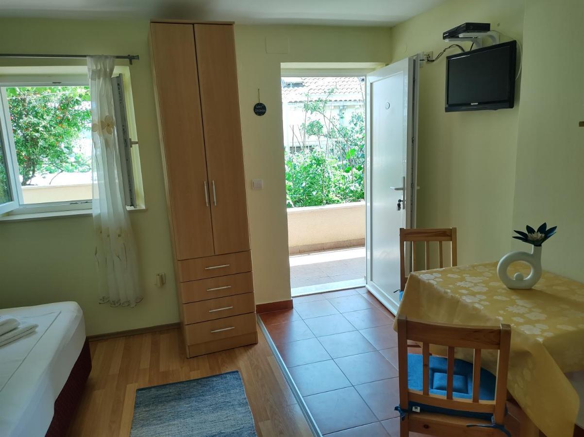 Guest house Anna 2*
